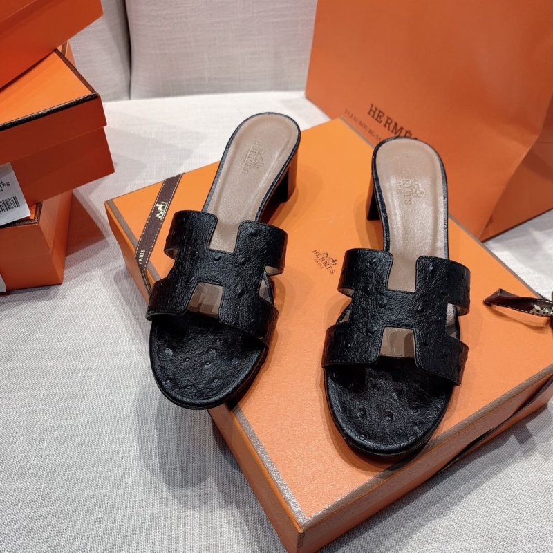 H**mes slippers